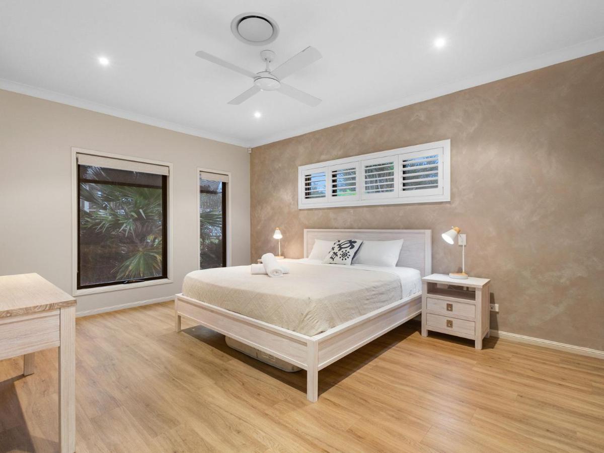 פוטסוויל Black Rock Beach House With Pool מראה חיצוני תמונה